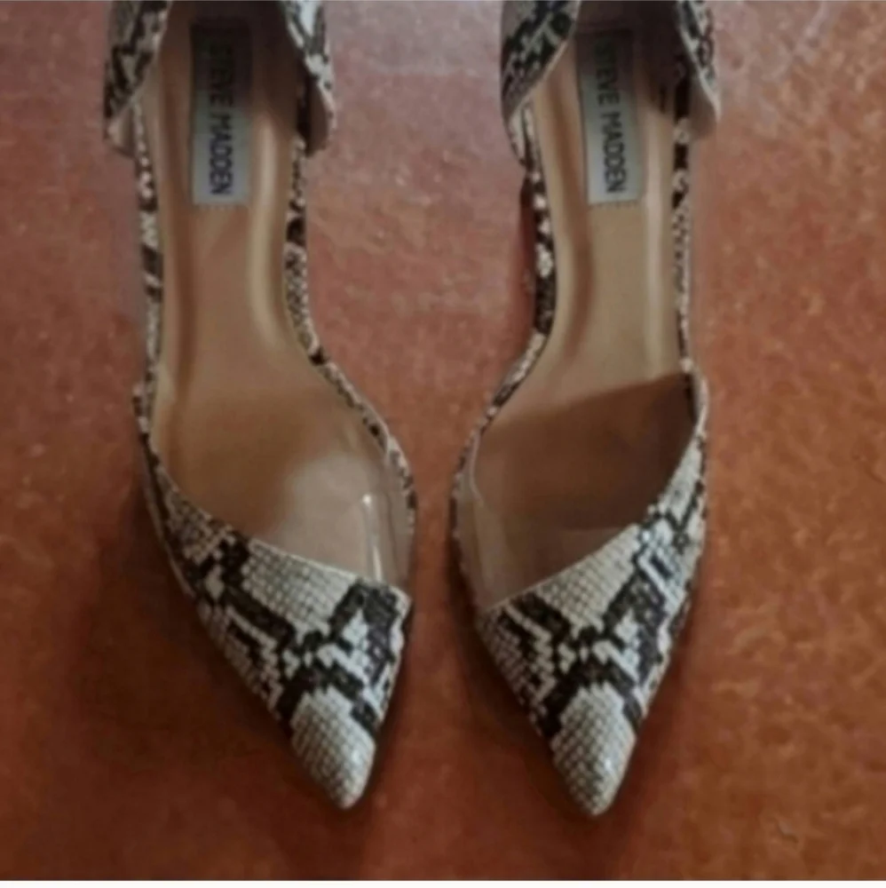 Steve Madden shoes size 7,5